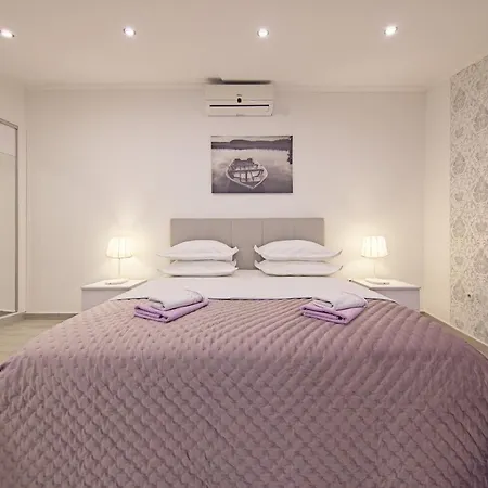 Private Niko * Skradin