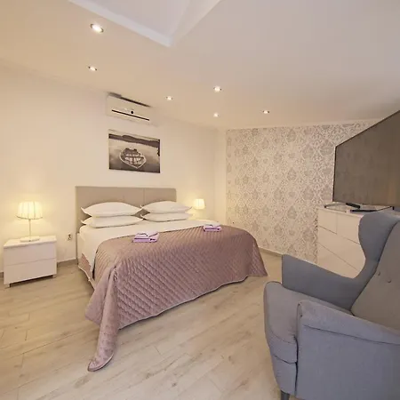 Appartement Private Niko Skradin