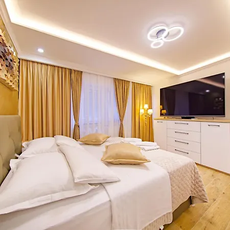 Private Niko * Skradin