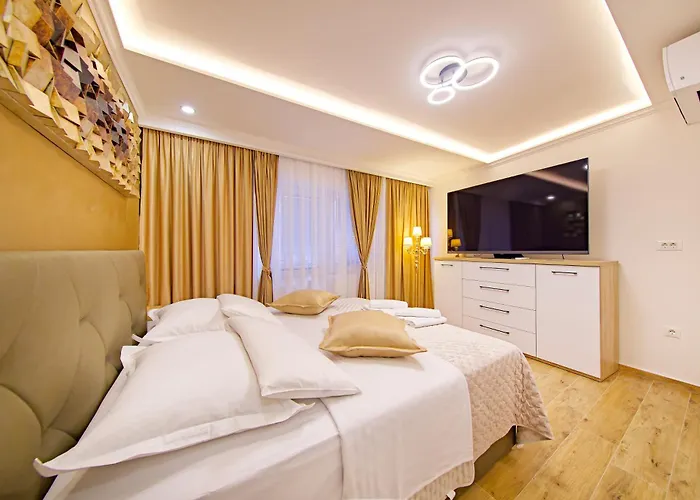 Private Niko * Skradin